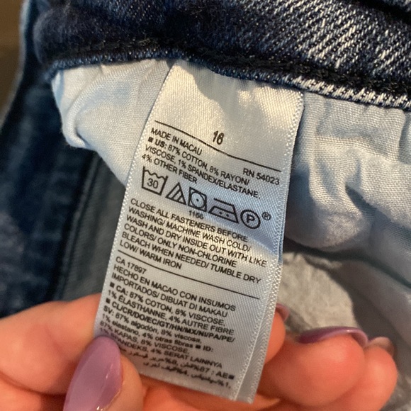 Old Navy Rockstar Jeans - Picture 4 of 5